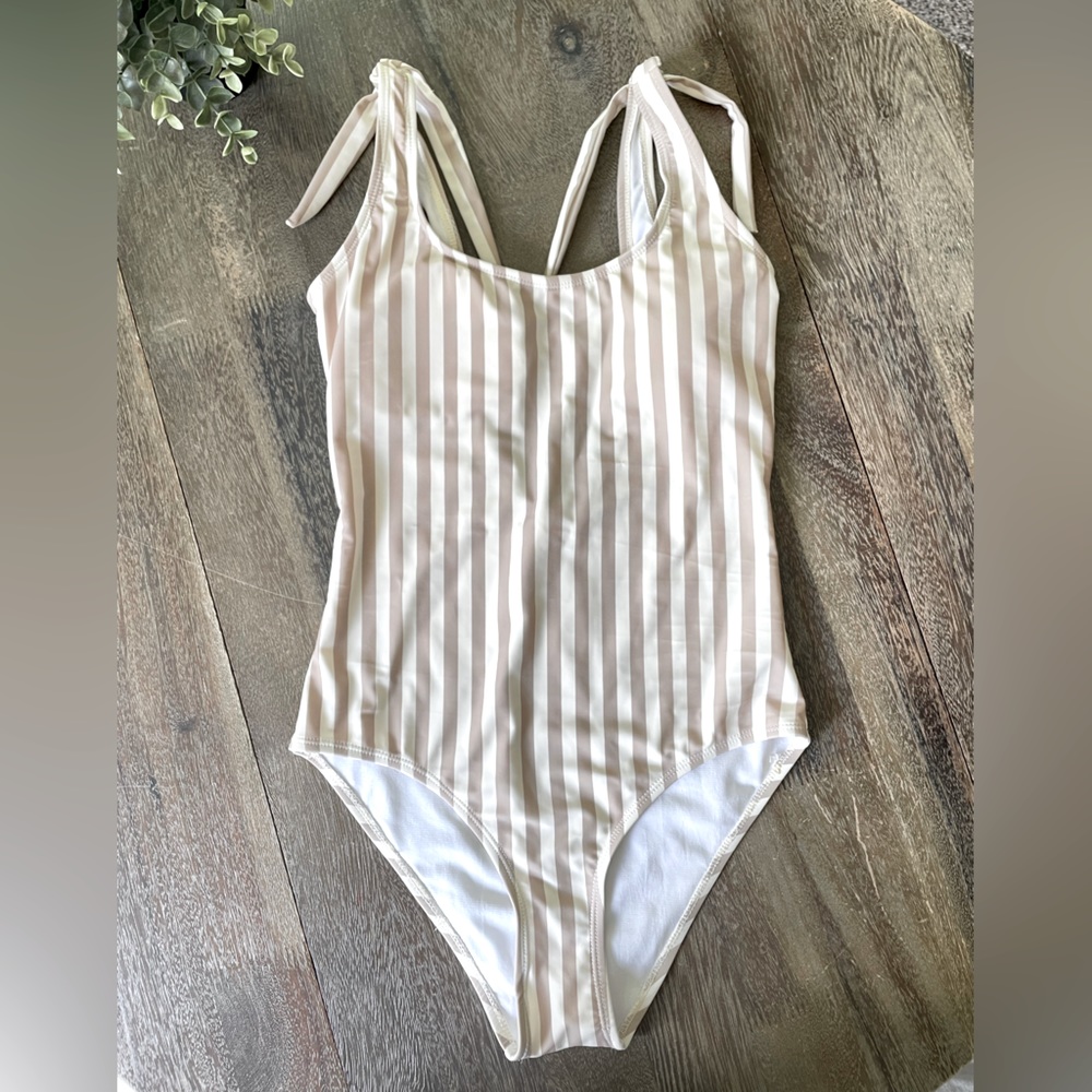 Rylee + Cru one piece bathing suit
